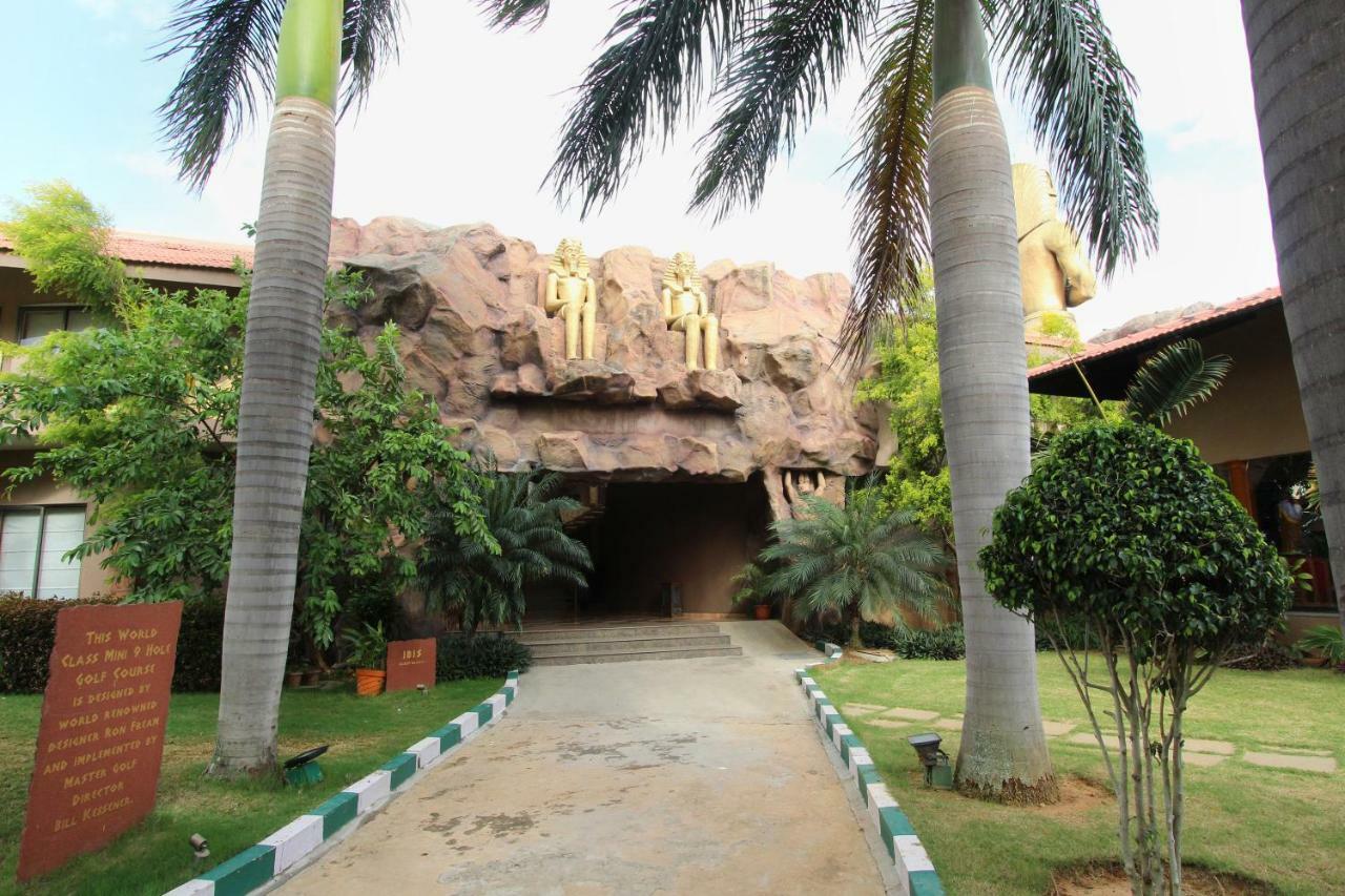 金色艾蒙度假村 Narasapura 外观 照片